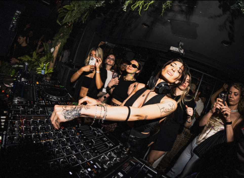 dj fae