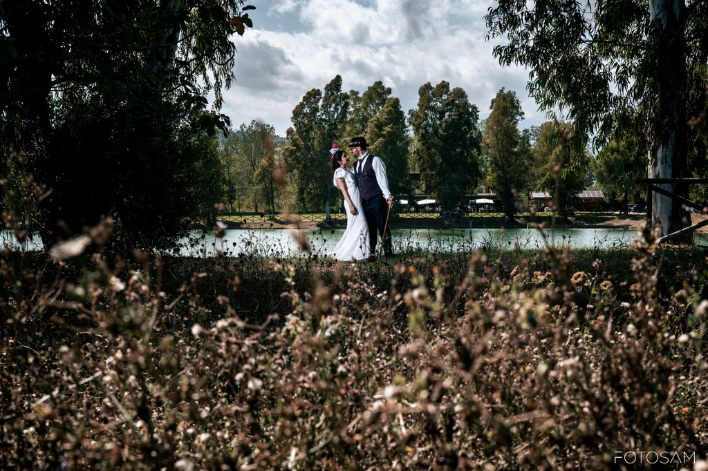 Matrimonio industrial-vintage al Lago di Oz