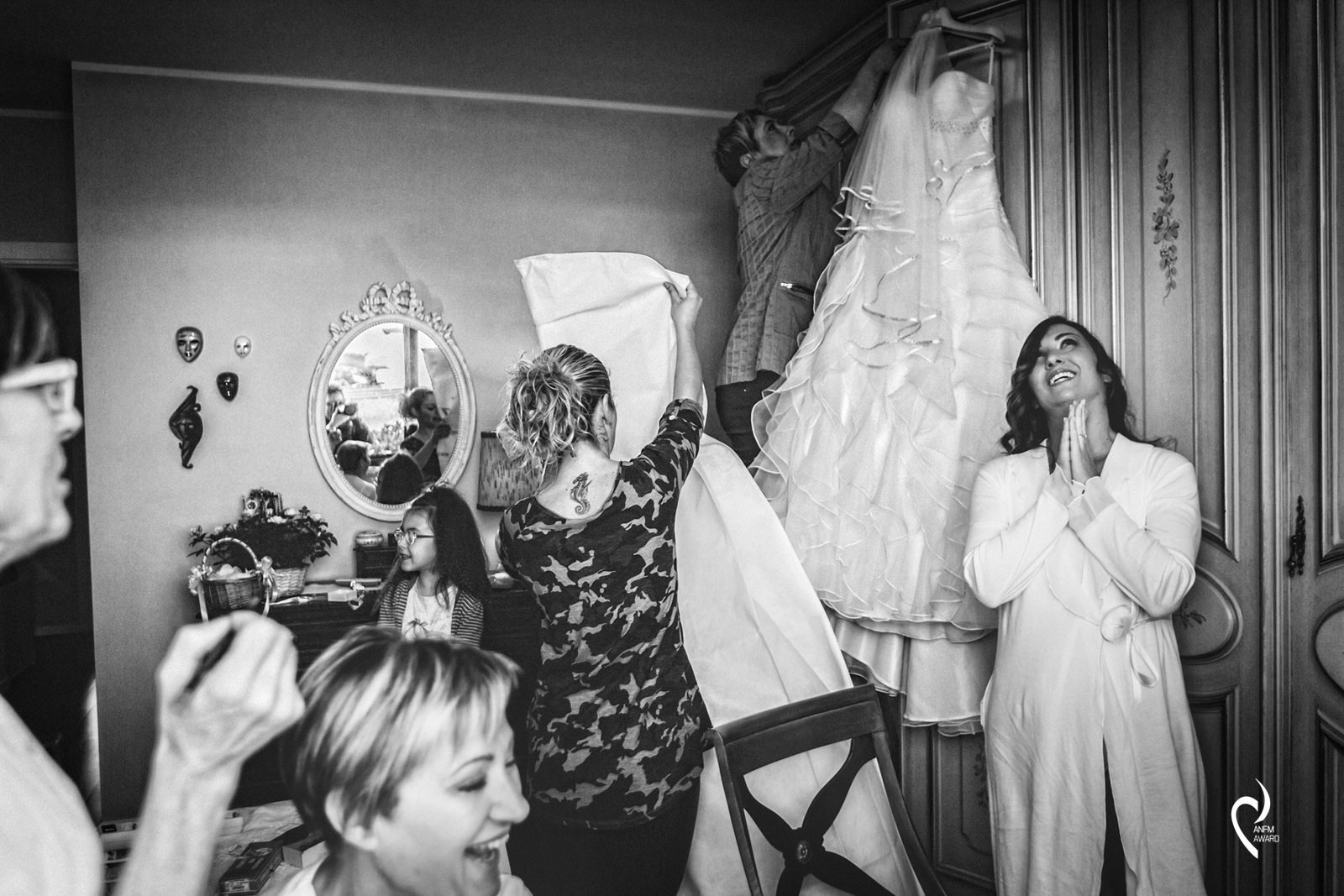 Preparativi della sposa.